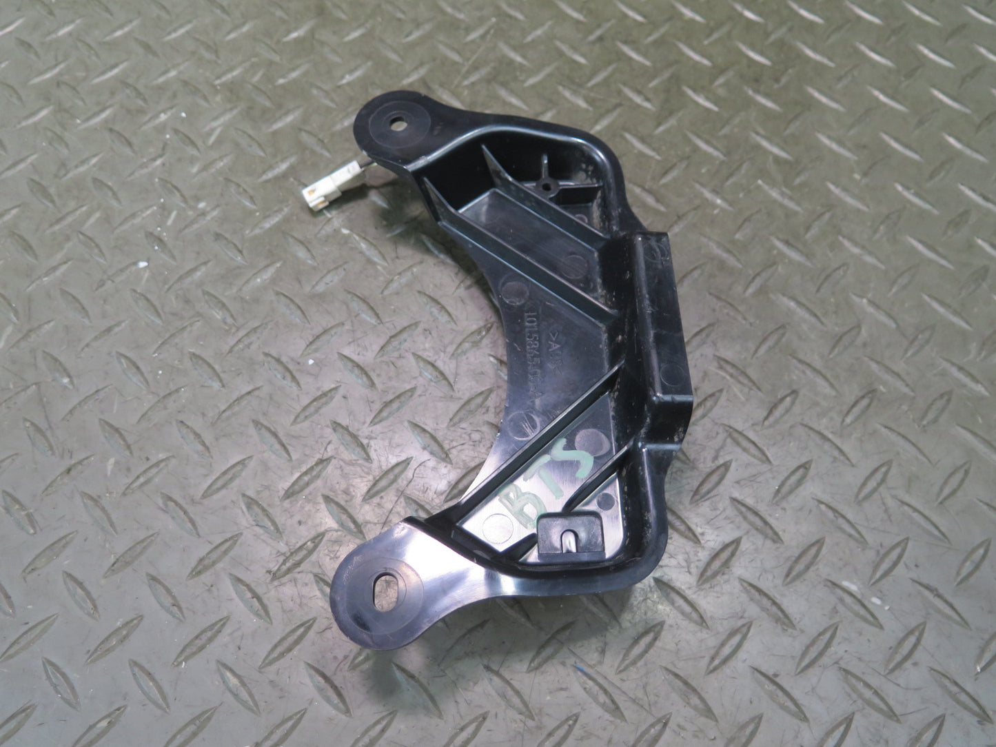 2016-2019 Tesla Model S 75D Keyless Antenna Entry Module W/ Bracket Holder