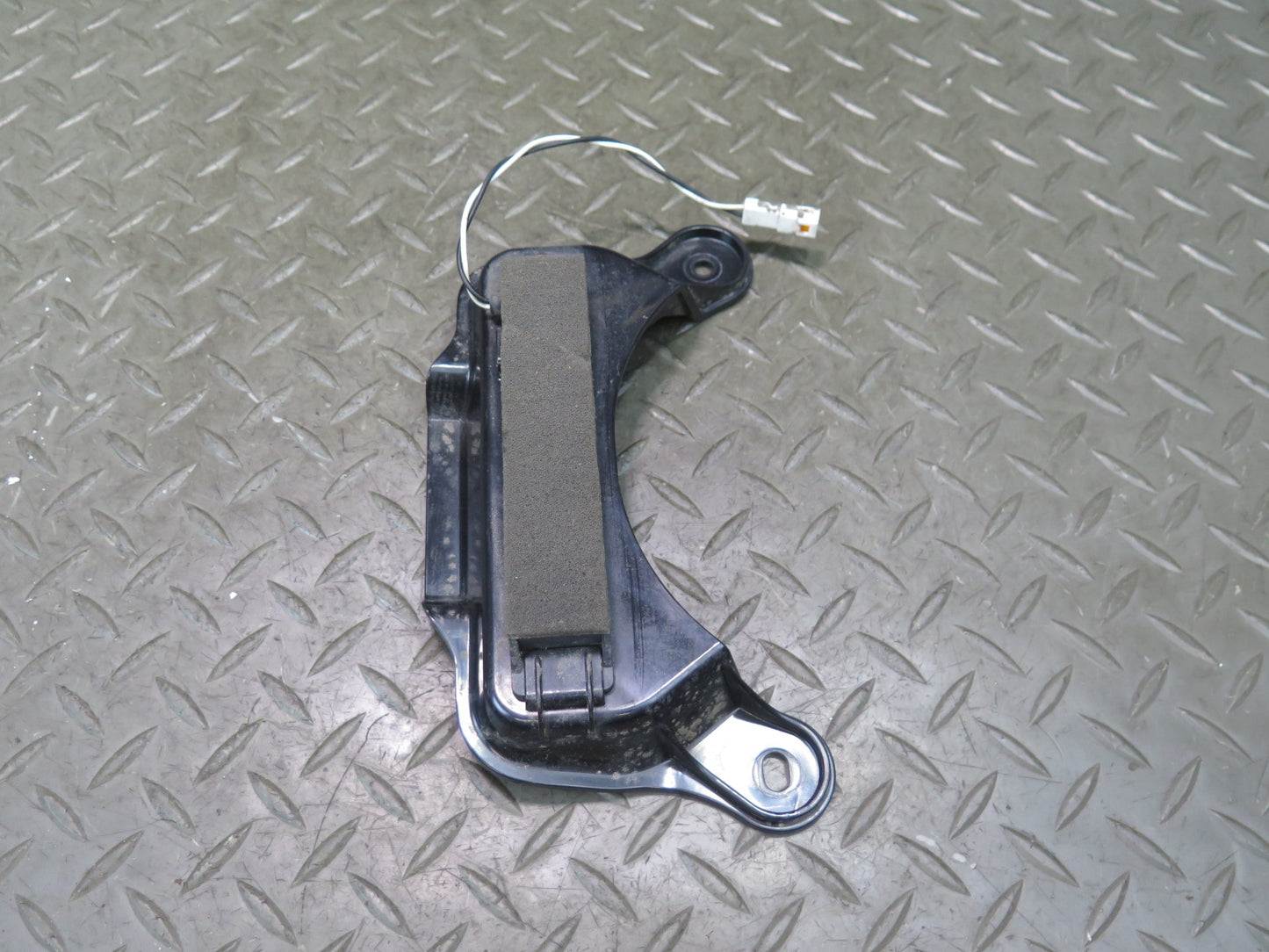 2016-2019 Tesla Model S 75D Keyless Antenna Entry Module W/ Bracket Holder