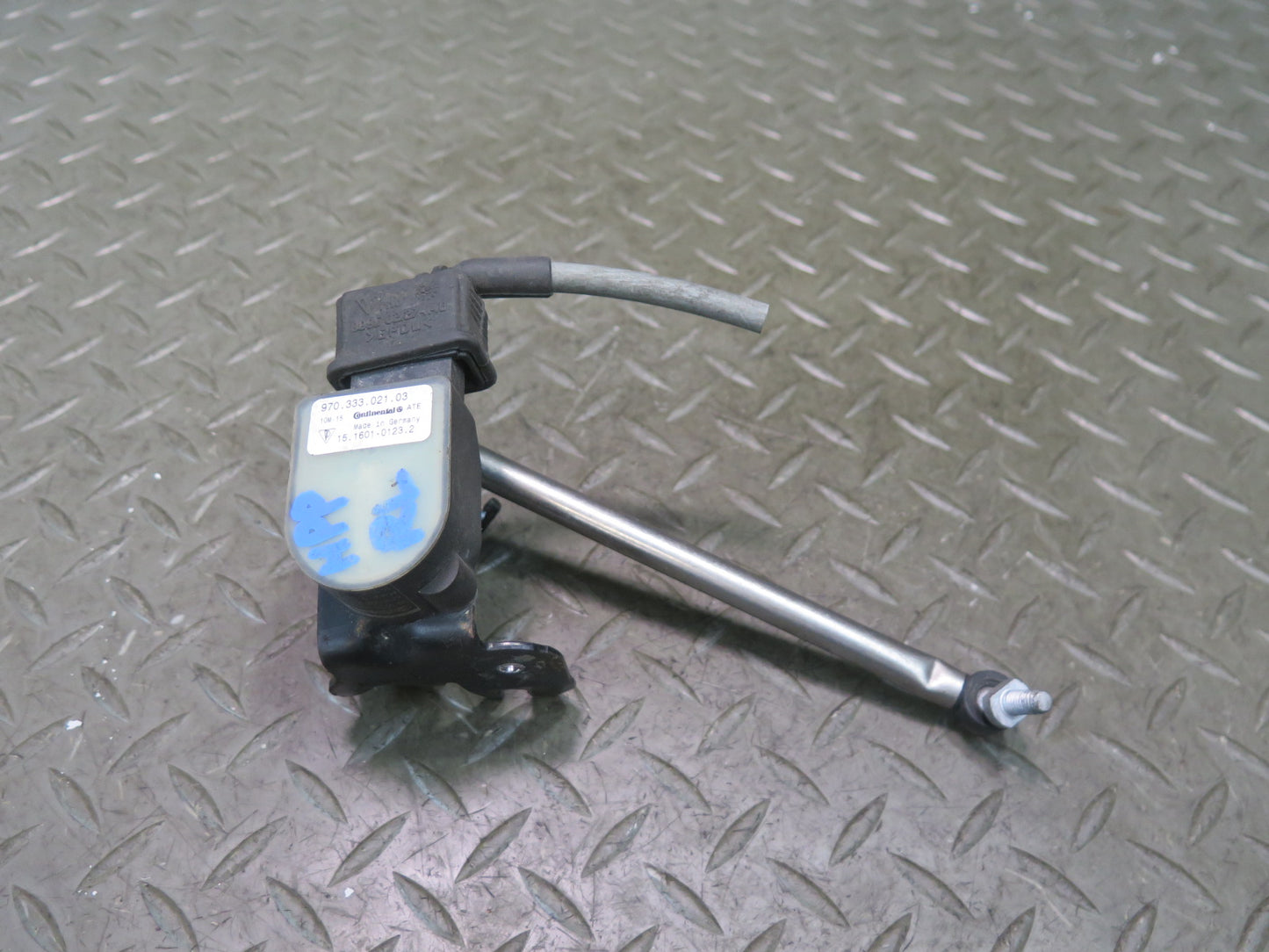 2010-2016 Porsche Panamera 970 Rear Left Side Suspension Height Level Sensor