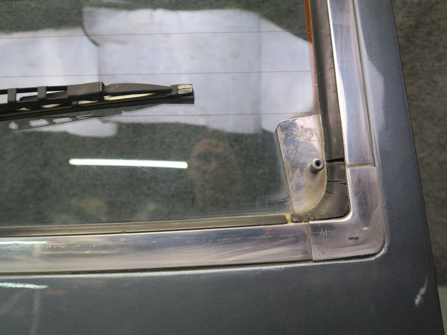 79-83 Datsun 280ZX S130 2+2 Rear Hatch Trunk Lid Gray w Glass & Wiper Assy OEM