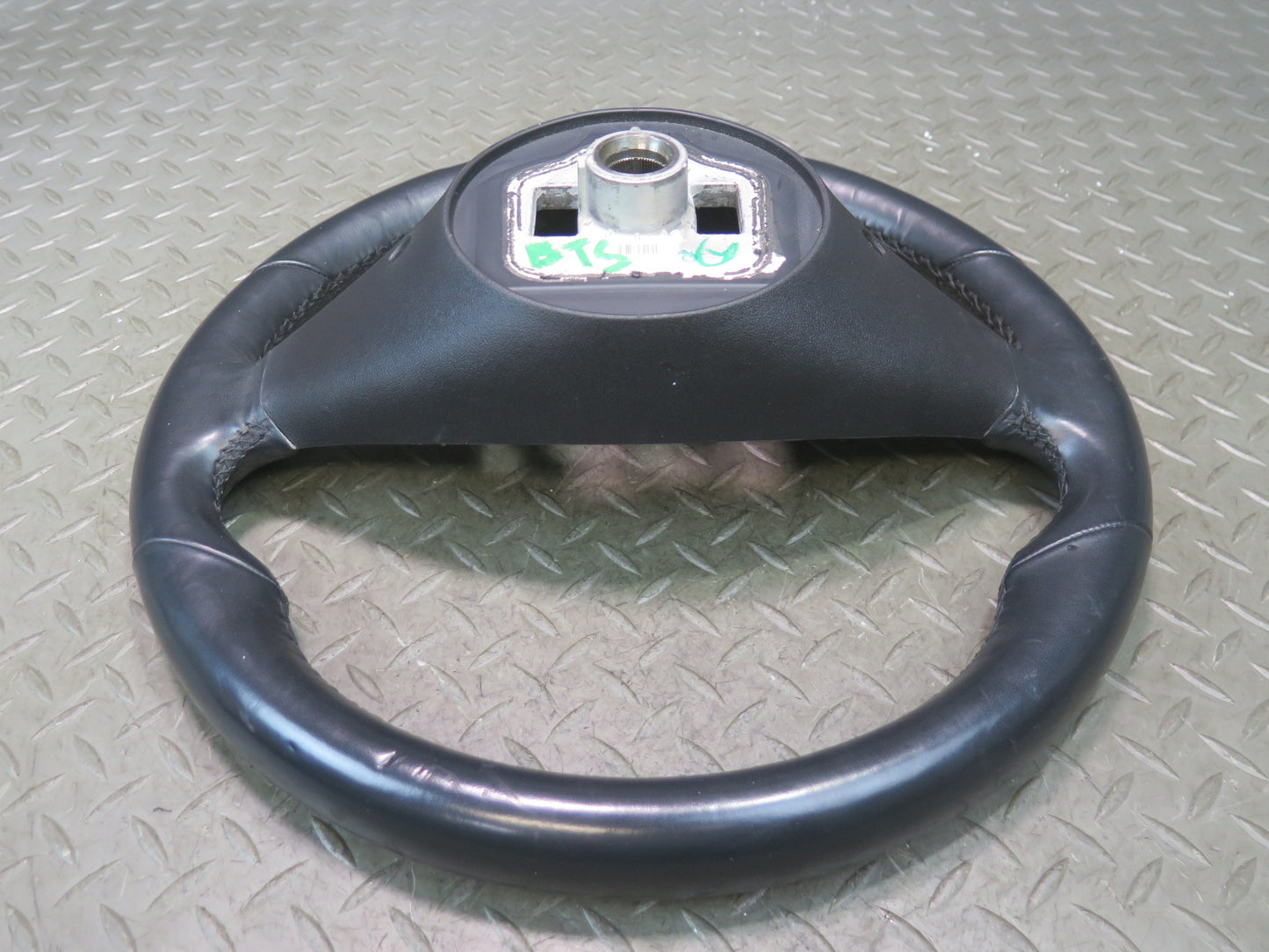 2016-2019 Tesla Model S 75D Multi Function Steering Leather Black