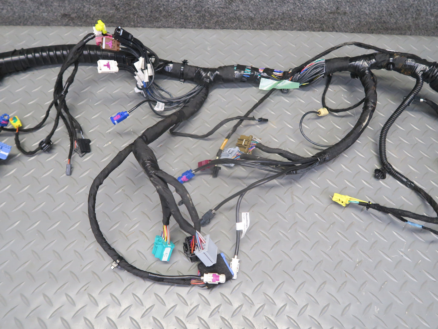 2016-2019 Tesla Model S 75D Instrument Panel Dash Wire Wiring Harness