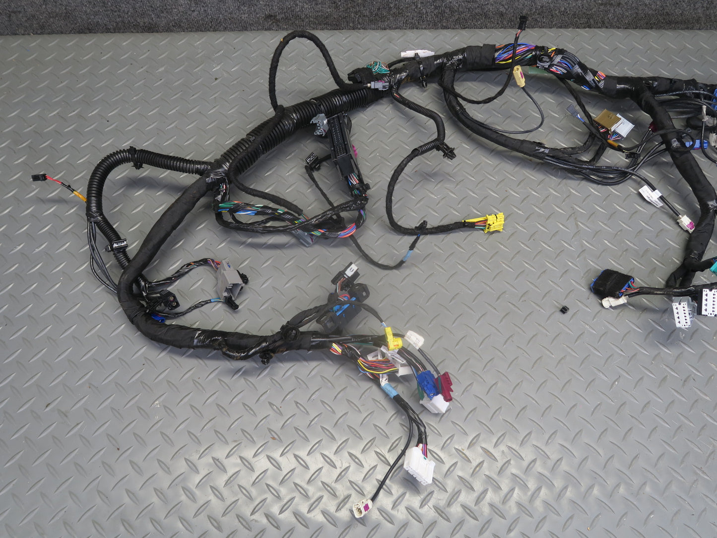 2016-2019 Tesla Model S 75D Instrument Panel Dash Wire Wiring Harness