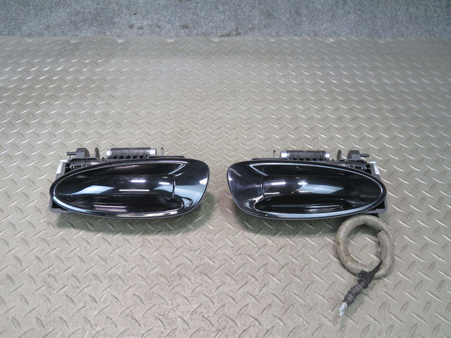 2010-2016 Porsche Panamera 970 Rear Left & Right Door Exterior Handle Set of 2