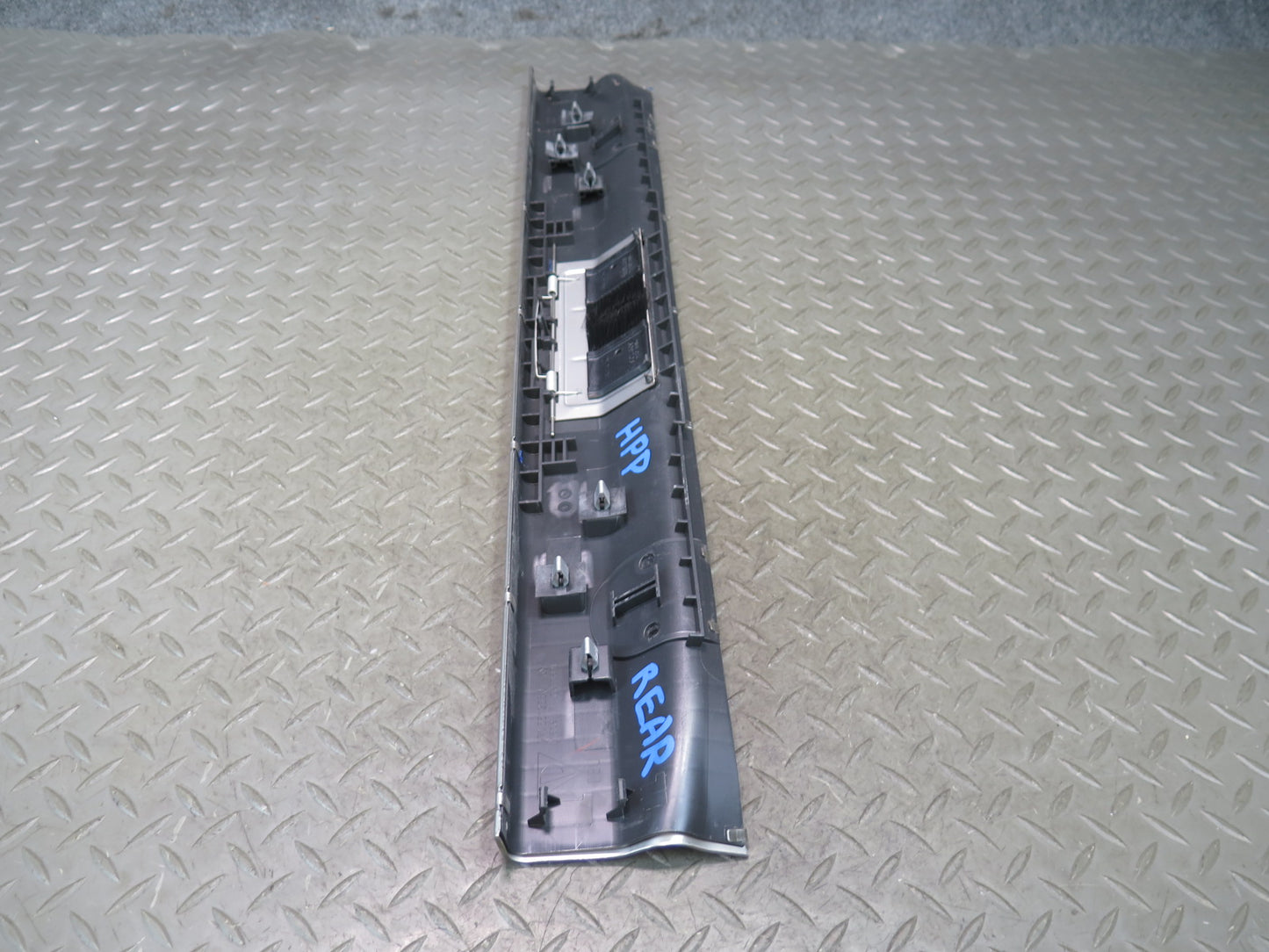 2010-2016 Porsche Panamera 970 Rear Tailagte Trunk Latch Sill Scuff Plate Trim
