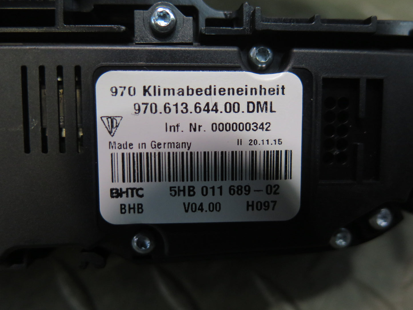 2014-2016 Porsche Panamera 970 Front A/C Heater Climate Control Switch Panel