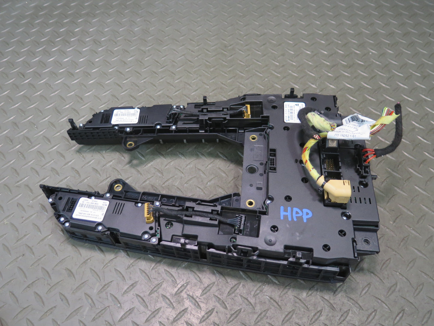 2014-2016 Porsche Panamera 970 Front A/C Heater Climate Control Switch Panel