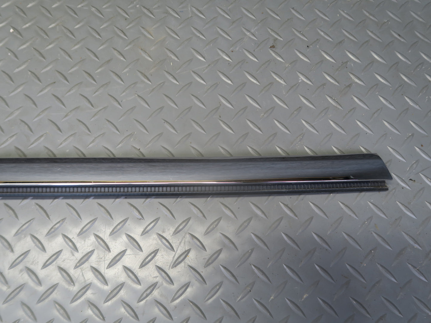 2016-2019 Tesla Model S 75D Front Right Passenger Side Door Chrome Molding