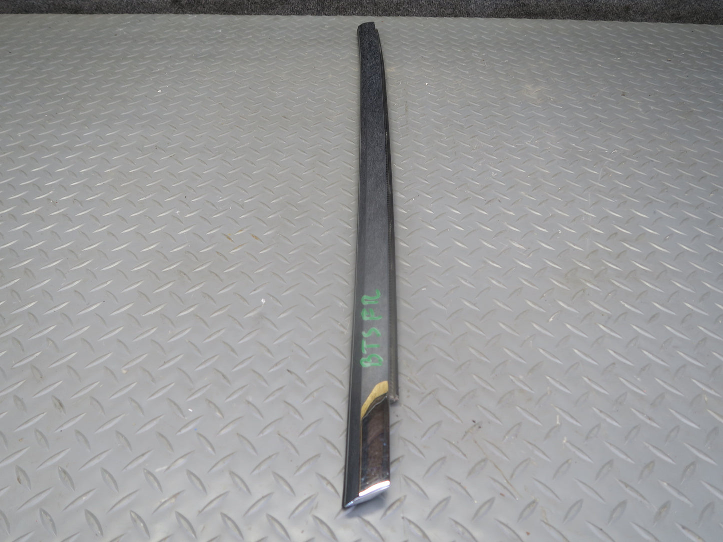 2016-2019 Tesla Model S 75D Front Right Passenger Side Door Chrome Molding
