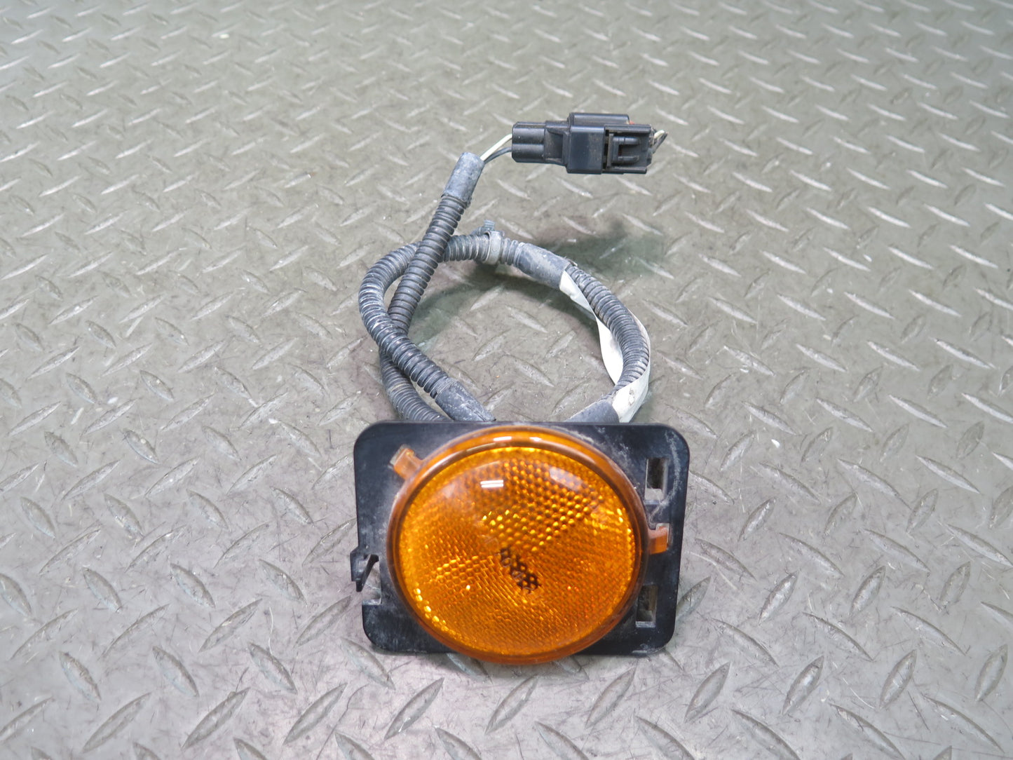 11-18 Jeep Wrangler JK Front Left Fender Side Marker Light Lamp 55078145AA OEM