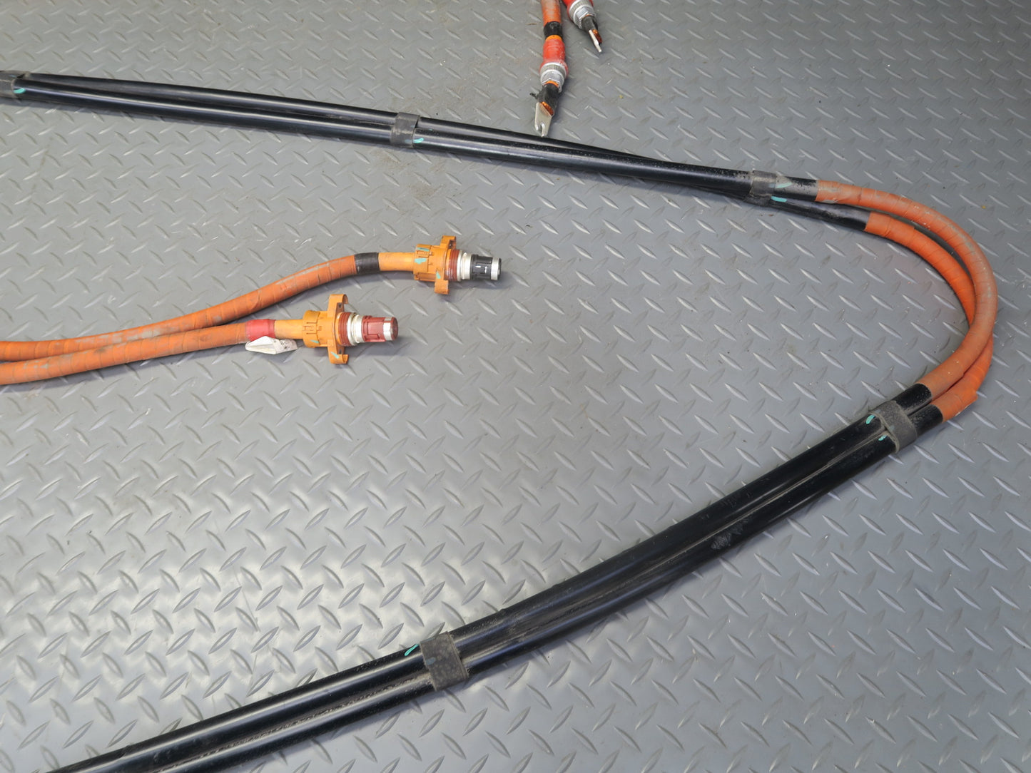 2016-2019 Tesla Model S 75D Rapid Splitter Battery Port & High Voltage Wiring