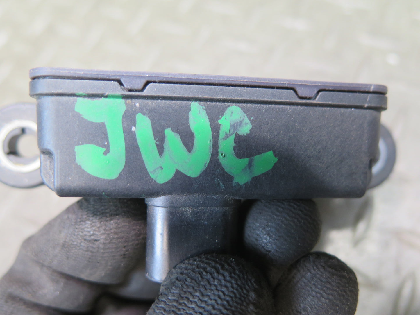 12-18 Jeep Wrangler JK YAW Turn Rate Stability Sensor 56038988AB OEM