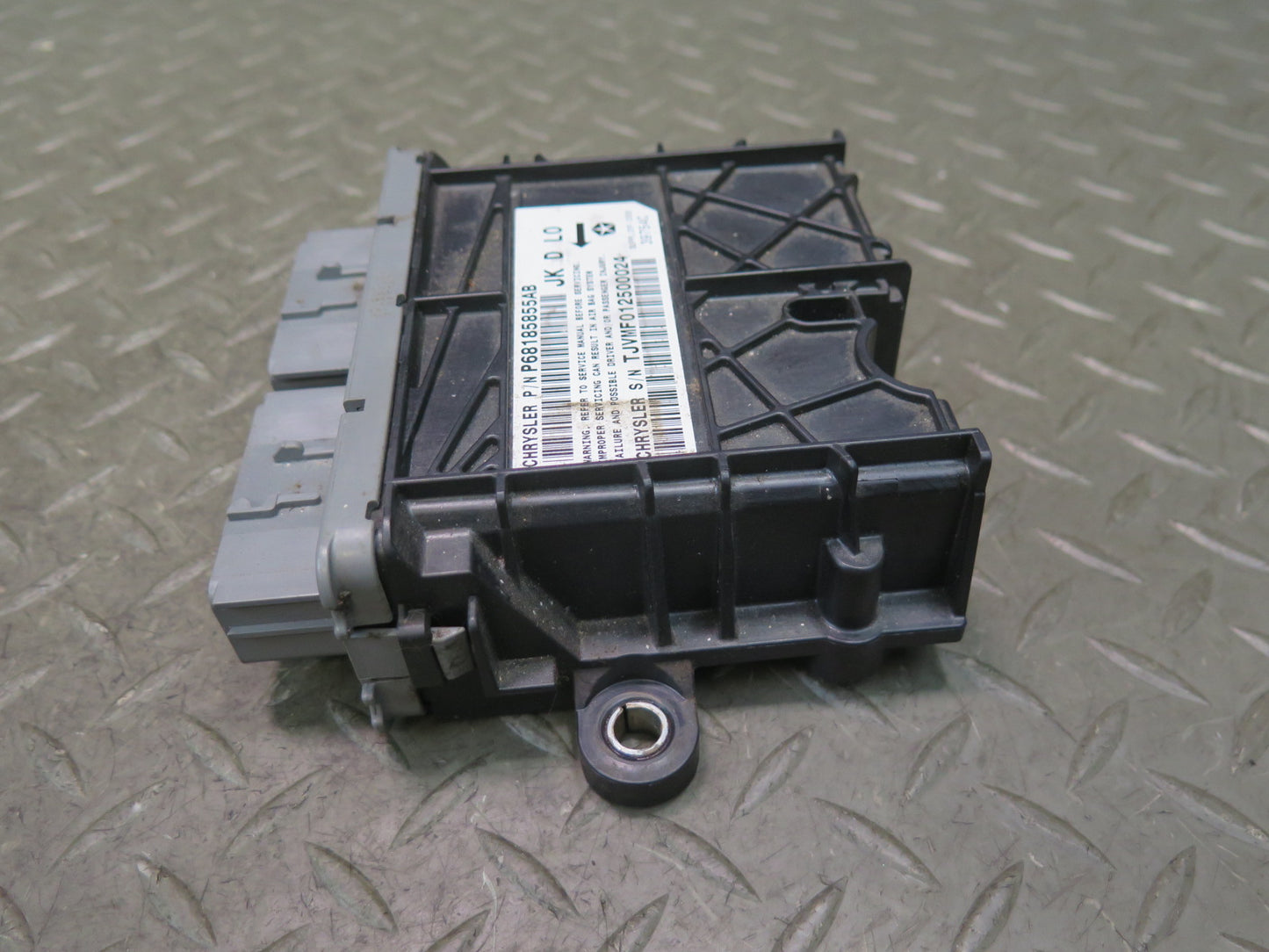 13-18 Jeep Wrangler JK Occupant Restraint Control Module 68185855AB OEM