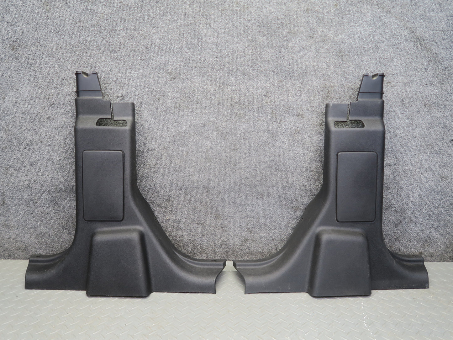 11-17 Jeep Wrangler JK 4-DOOR Left & Right Interior B Pillar Lower Trim Set OEM