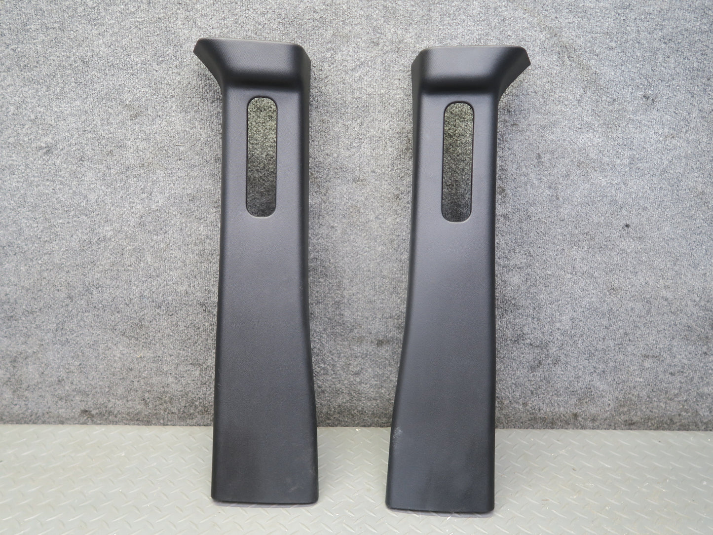11-18 Jeep Wrangler Rubicon JK 4-DOOR B Pillar Upper Trim Cover Set of 2 OEM