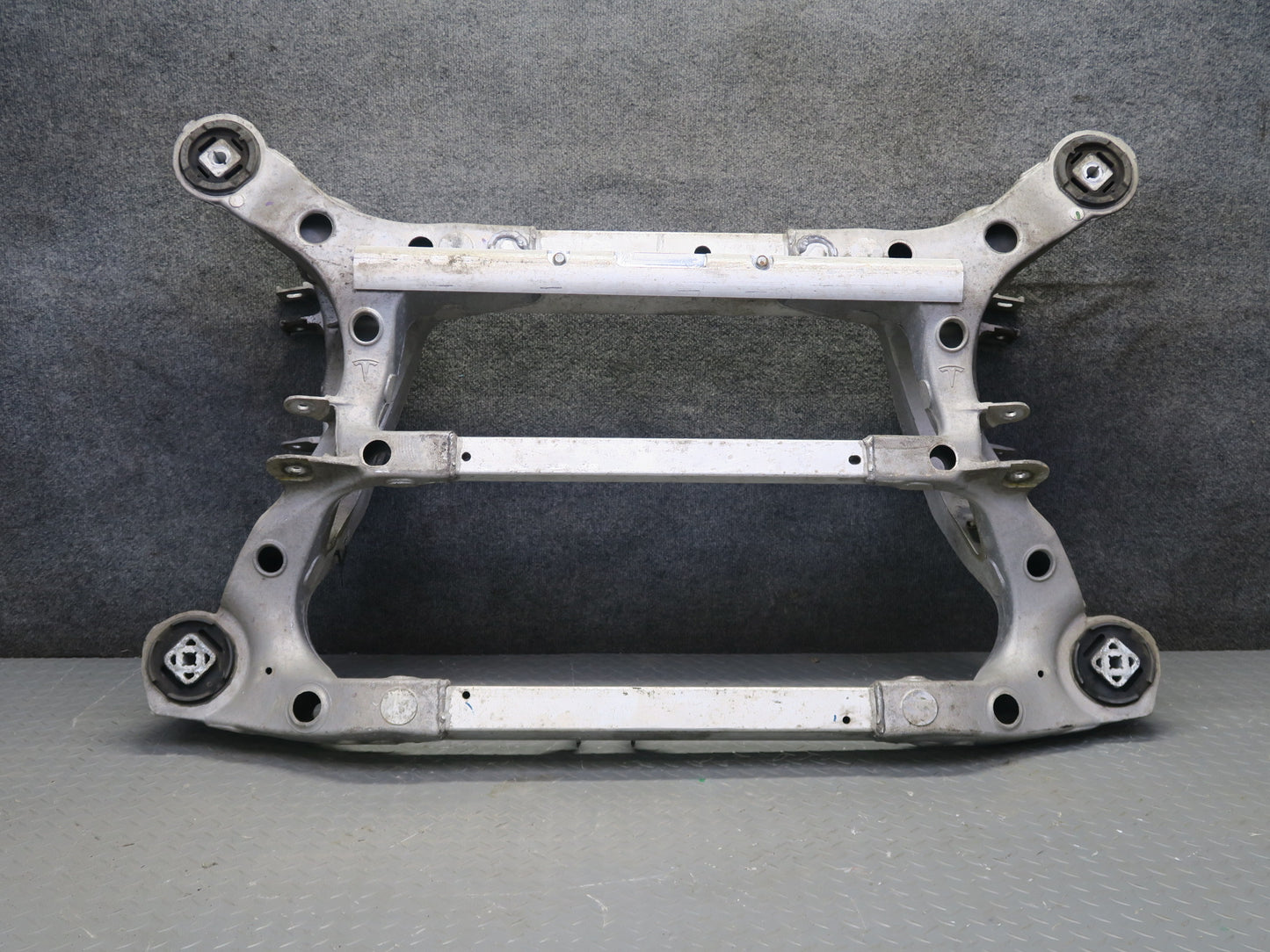 2016-2019 Tesla Model S 75D Rear Subframe Cradle Crossmember Support