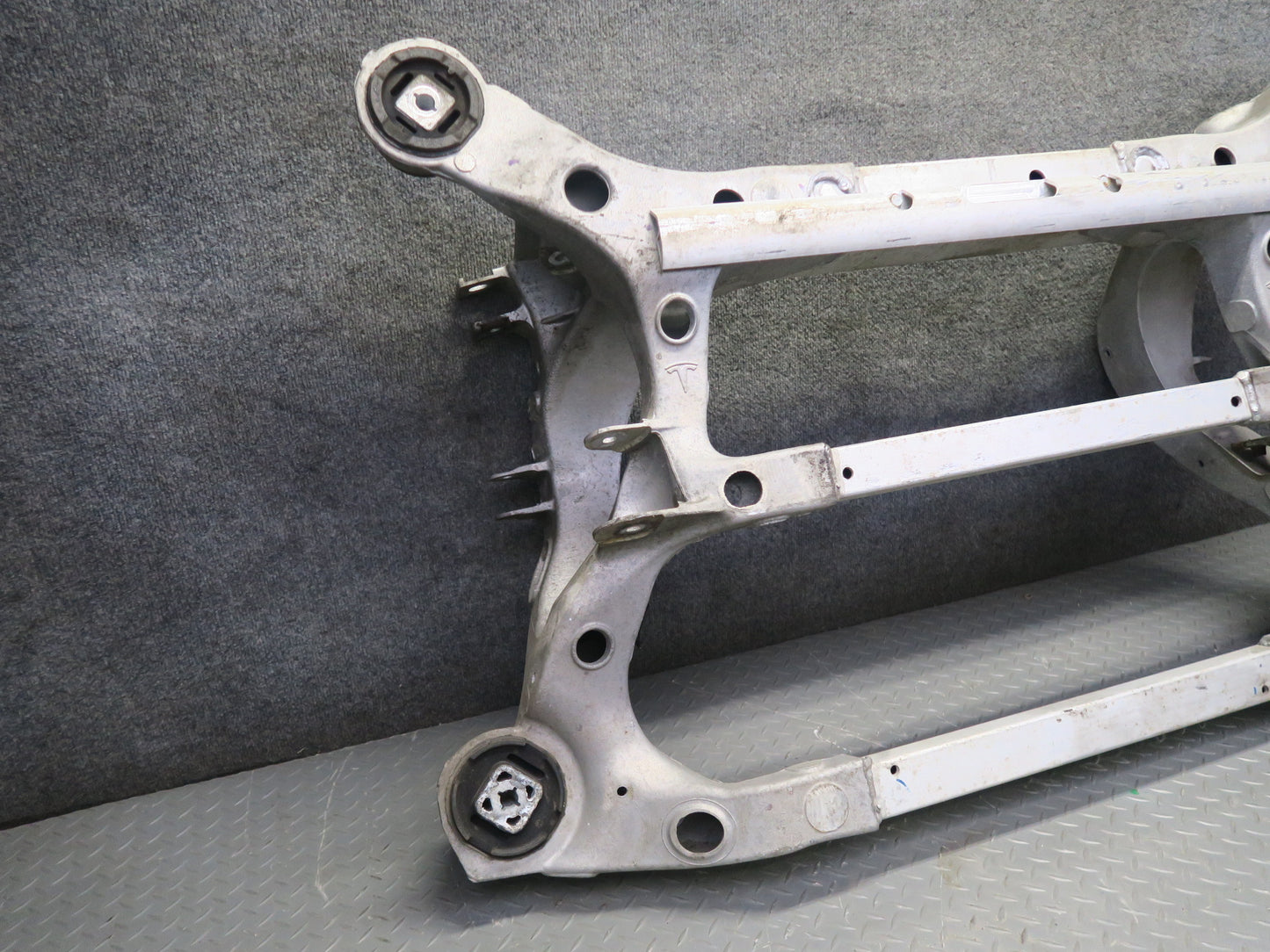 2016-2019 Tesla Model S 75D Rear Subframe Cradle Crossmember Support