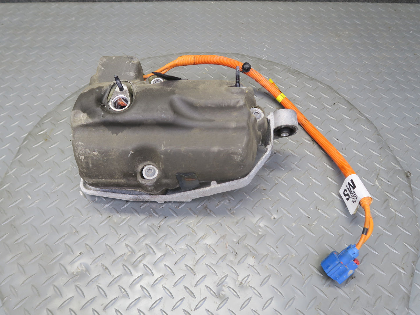 2016-2019 Tesla Model S 75D A/C Air Condition Compressor Pump W/ Bracket
