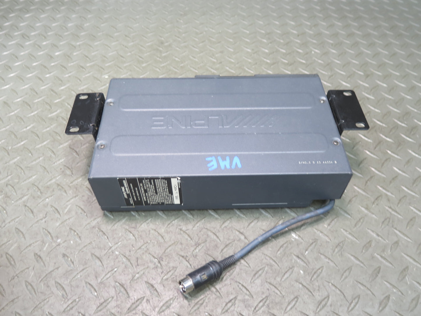 Alpine CHM-S600 CD Changer Player Magazine Controller Display Set