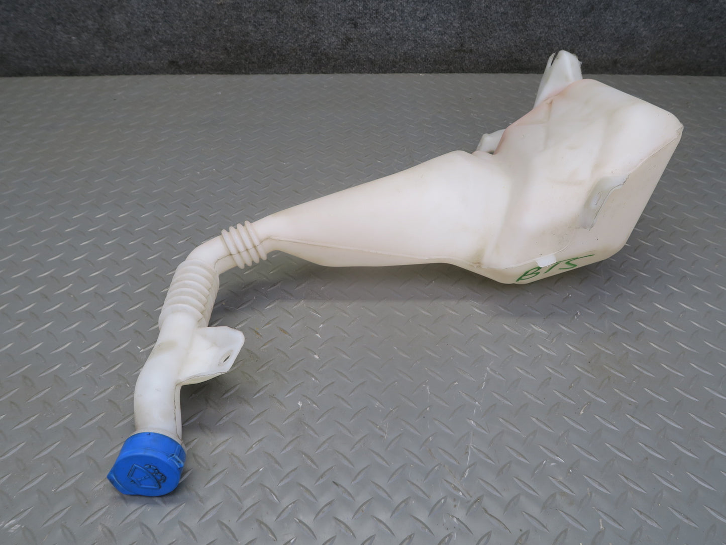 2016-2019 Tesla Model S 75D Windshield Wiper Washer Reservoir Tank Bottle