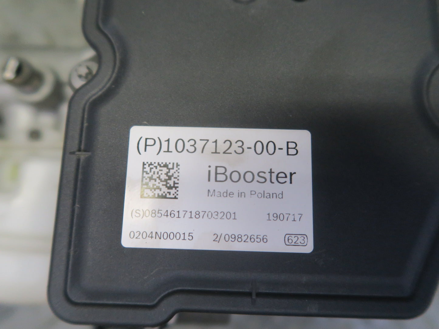 2016-2019 Tesla Model S 75D Electrical Power Brake Ibooster Module W/ Reservoir