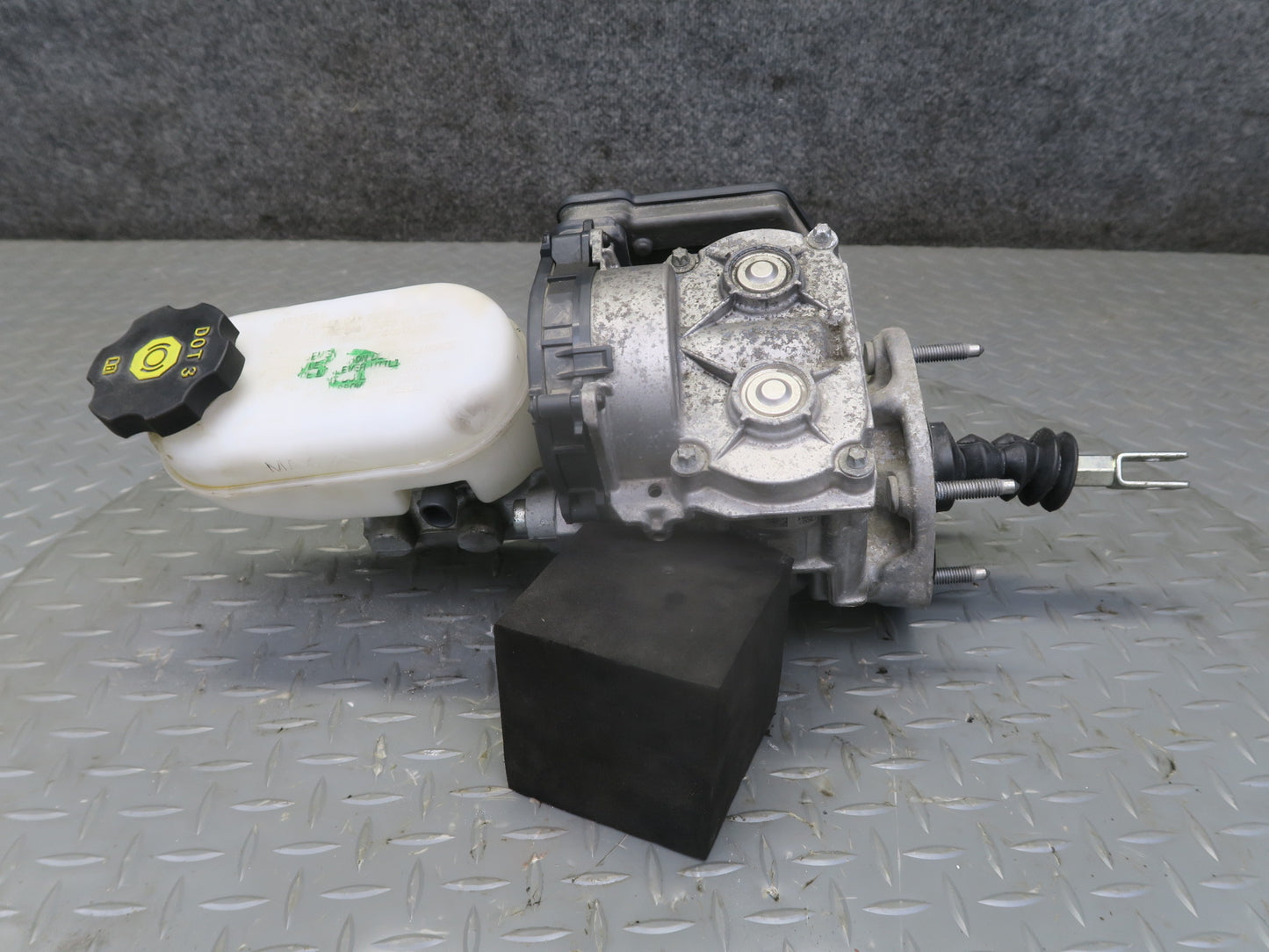 2016-2019 Tesla Model S 75D Electrical Power Brake Ibooster Module W/ Reservoir