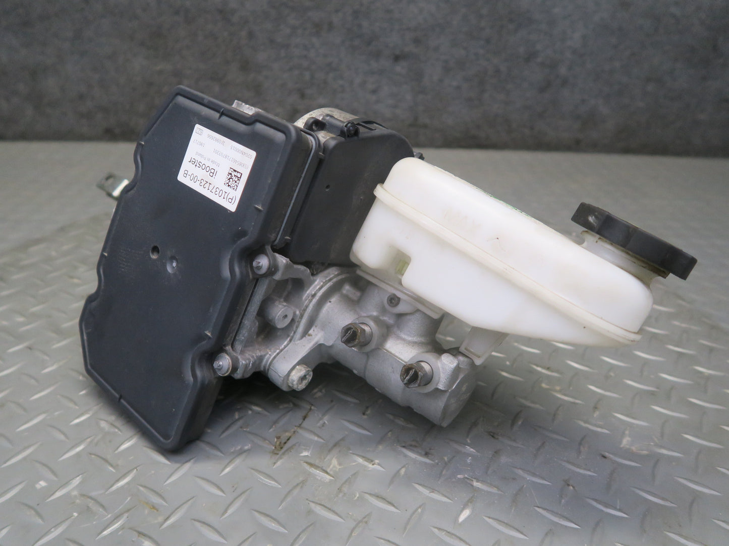 2016-2019 Tesla Model S 75D Electrical Power Brake Ibooster Module W/ Reservoir
