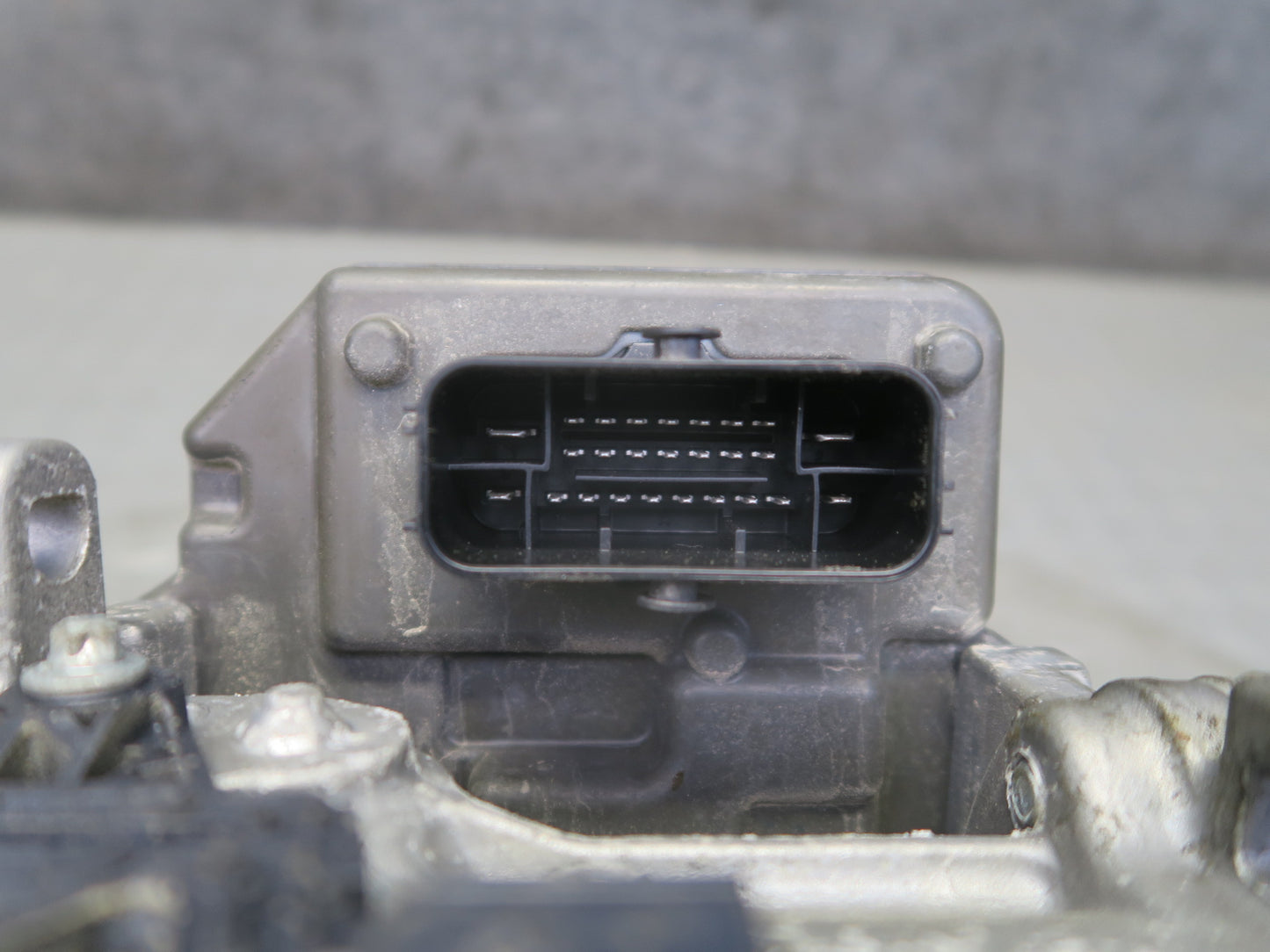 2016-2019 Tesla Model S 75D Electrical Power Brake Ibooster Module W/ Reservoir