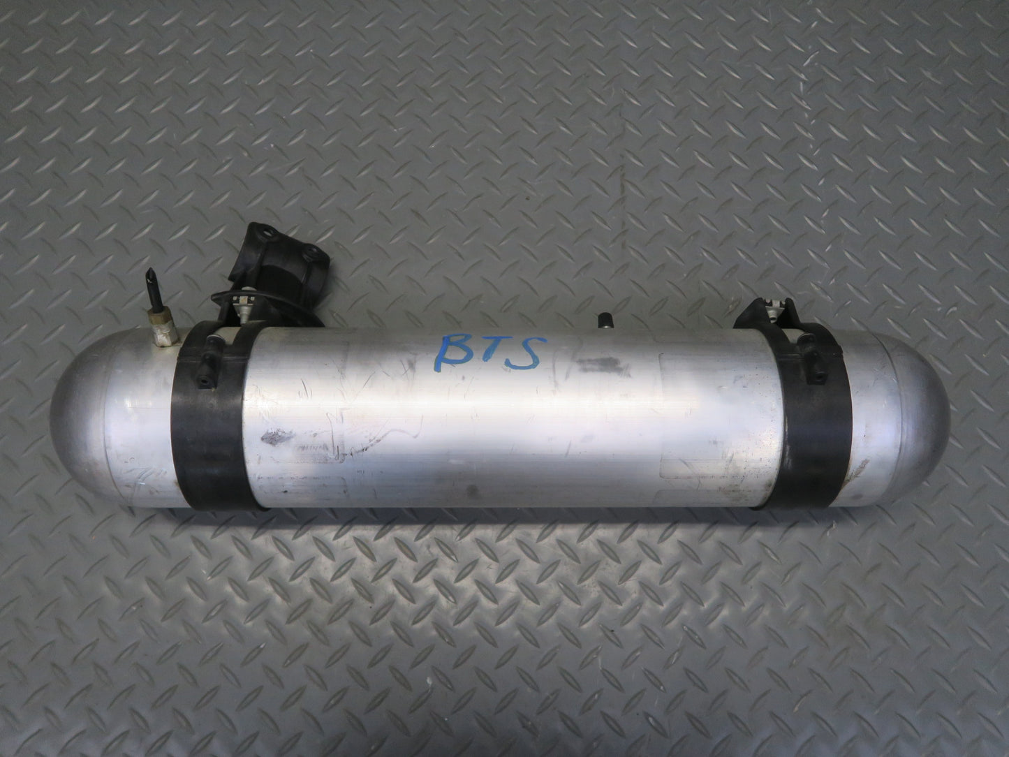 2016-2019 Tesla Model S 75D Air Suspension Pressure Accumulator Vacuum Tank