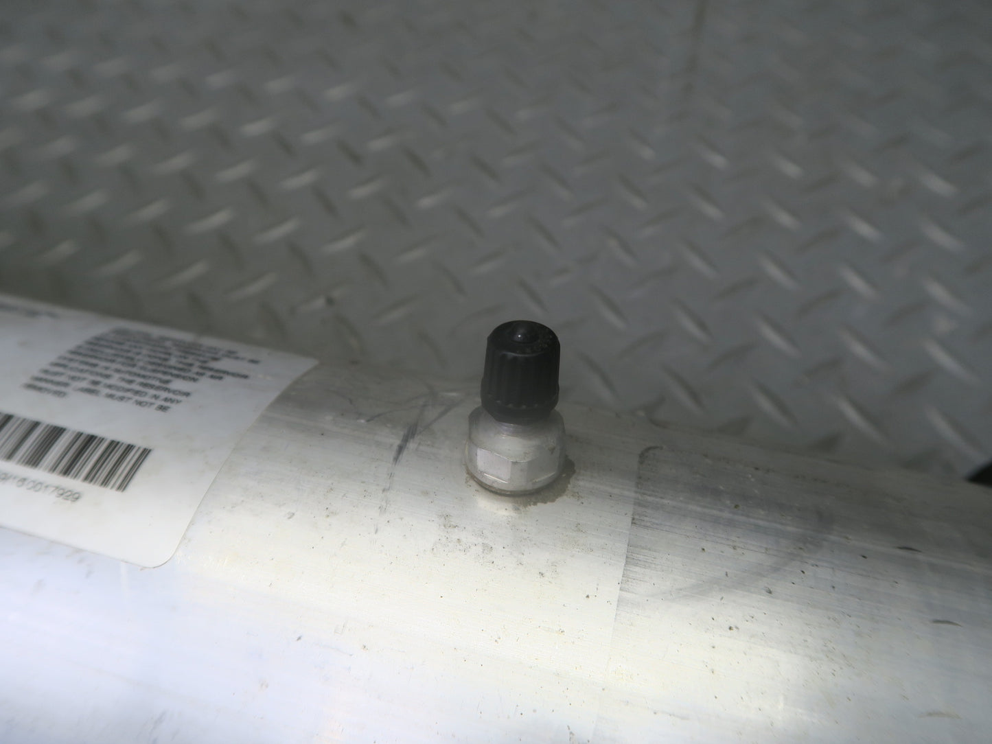 2016-2019 Tesla Model S 75D Air Suspension Pressure Accumulator Vacuum Tank