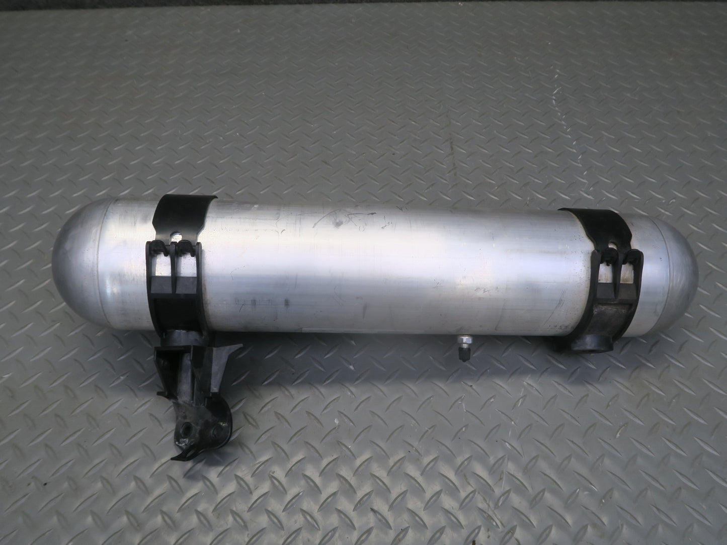 2016-2019 Tesla Model S 75D Air Suspension Pressure Accumulator Vacuum Tank