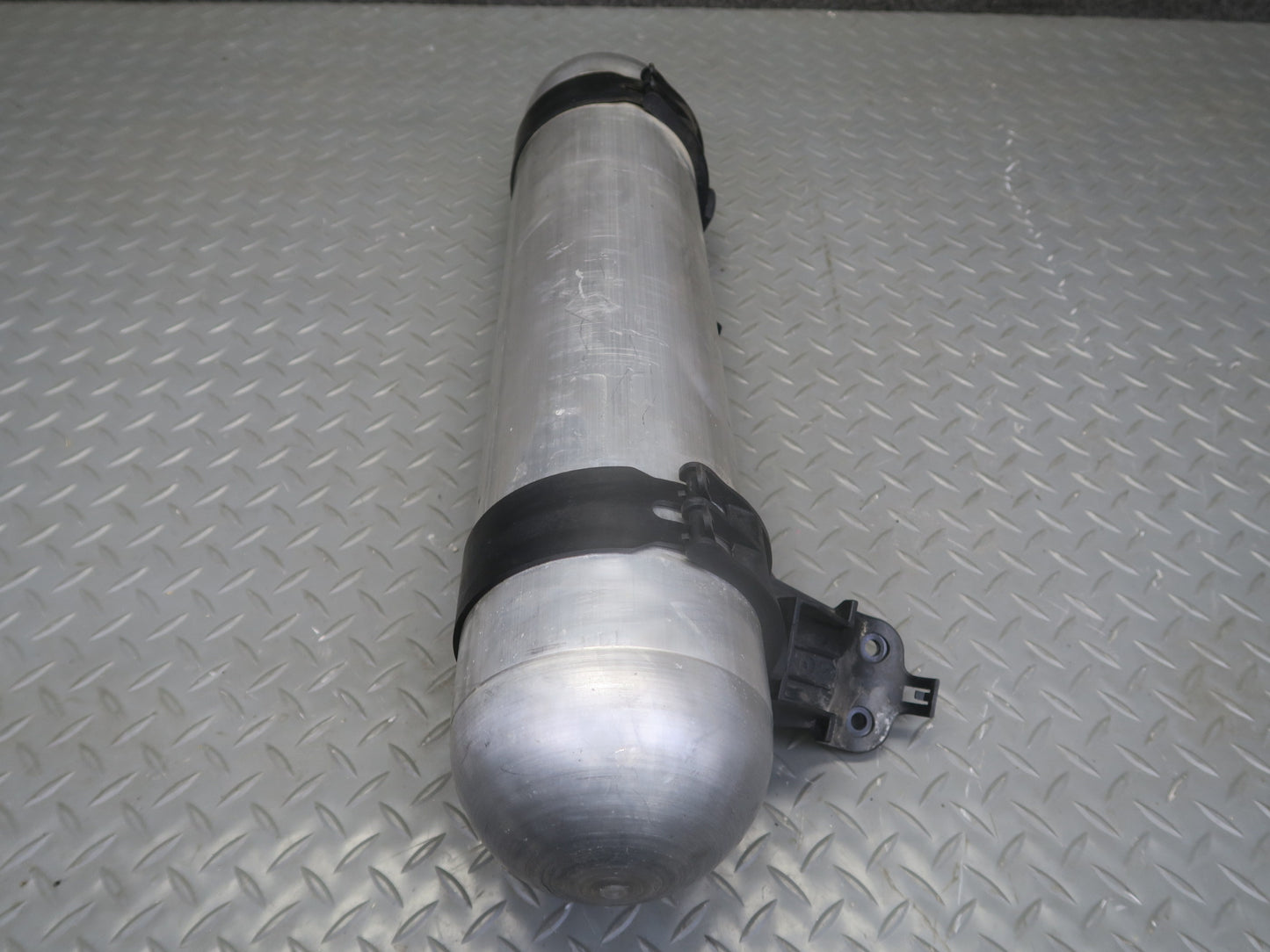 2016-2019 Tesla Model S 75D Air Suspension Pressure Accumulator Vacuum Tank