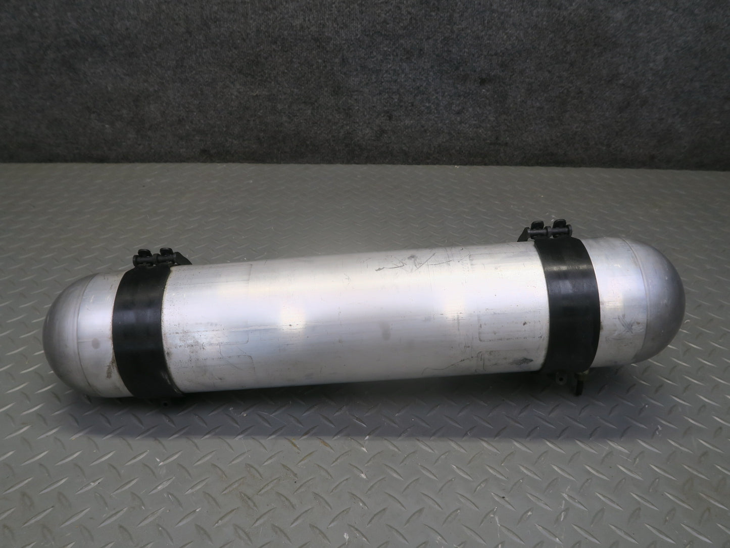 2016-2019 Tesla Model S 75D Air Suspension Pressure Accumulator Vacuum Tank