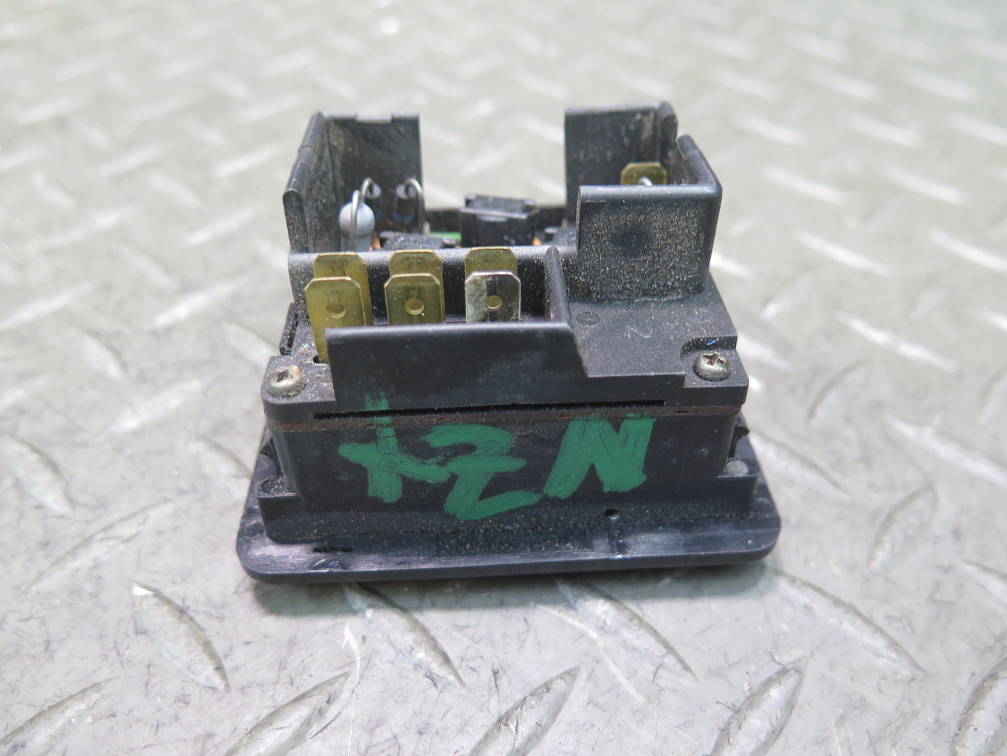 79-83 Datsun 280ZX S130 Cruise Control Switch Panel Button Unit OEM