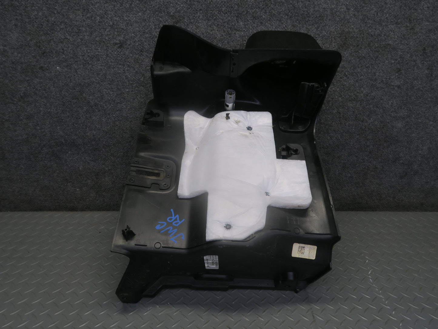15-17 Jeep Wrangler JK 4-DOOR Rear Right Trunk Trim Panel Cover Black OEM