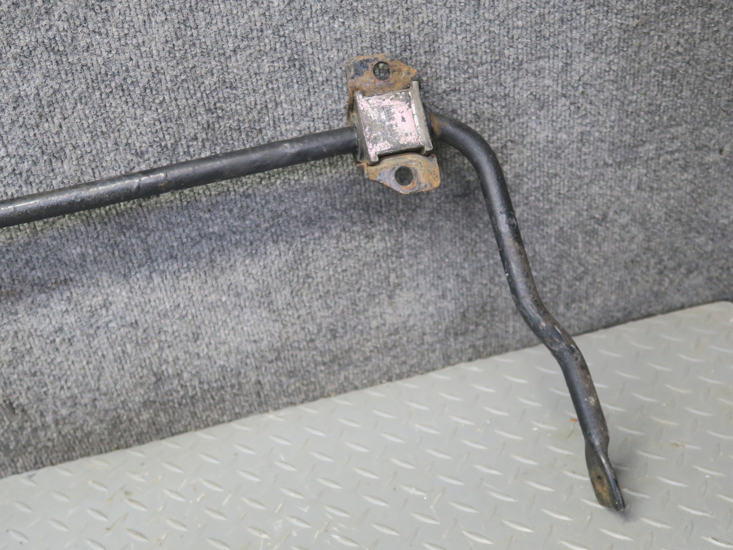 07-10 Jeep Wrangler JK 4x4 Rubicon Rear Anti Roll Skate Stabilizer Sway Bar OEM