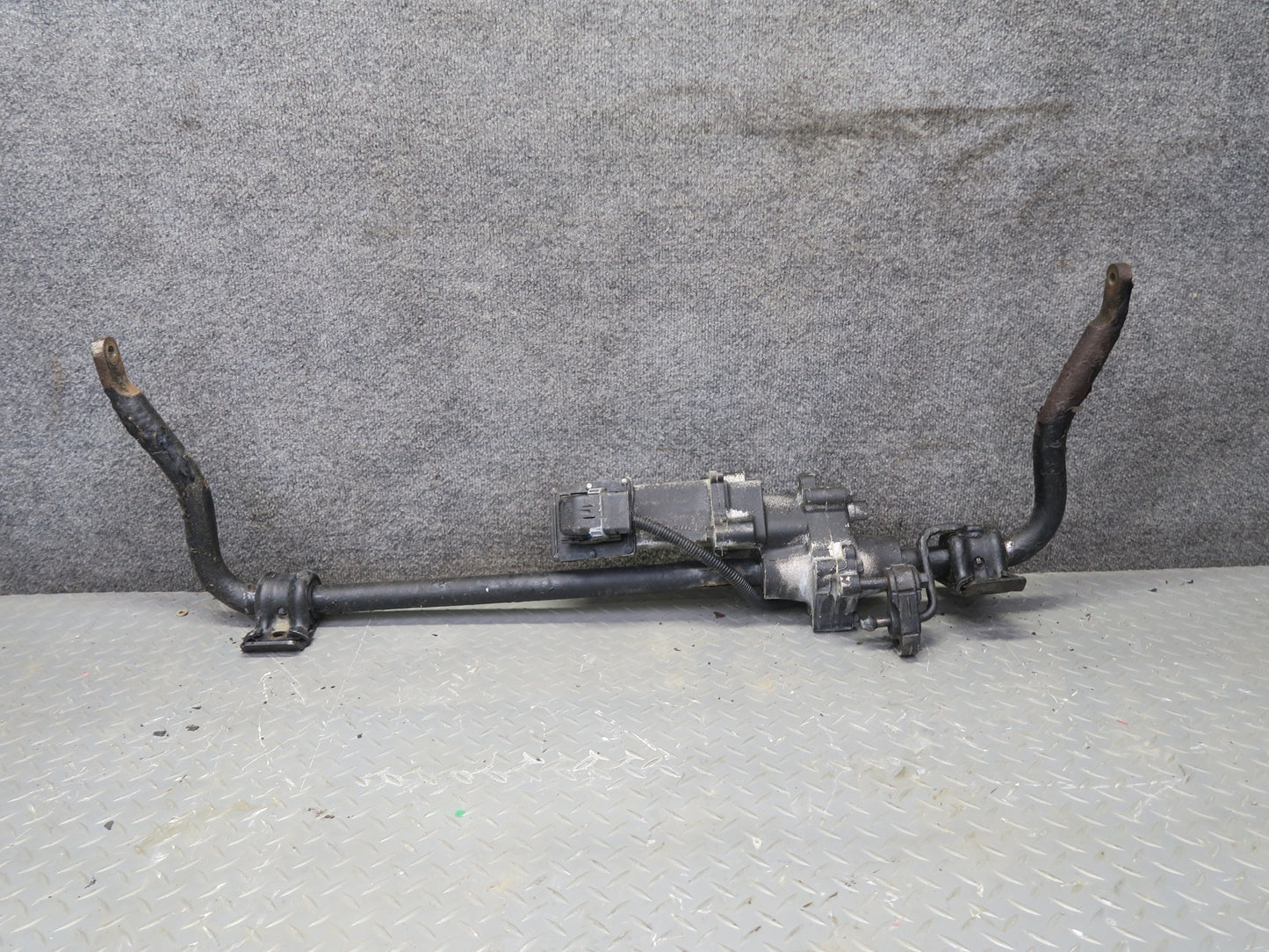 07-18 Jeep Wrangler JK 4x4 3.8L & 3.6L Front Active Stabilizer Sway Bar OEM