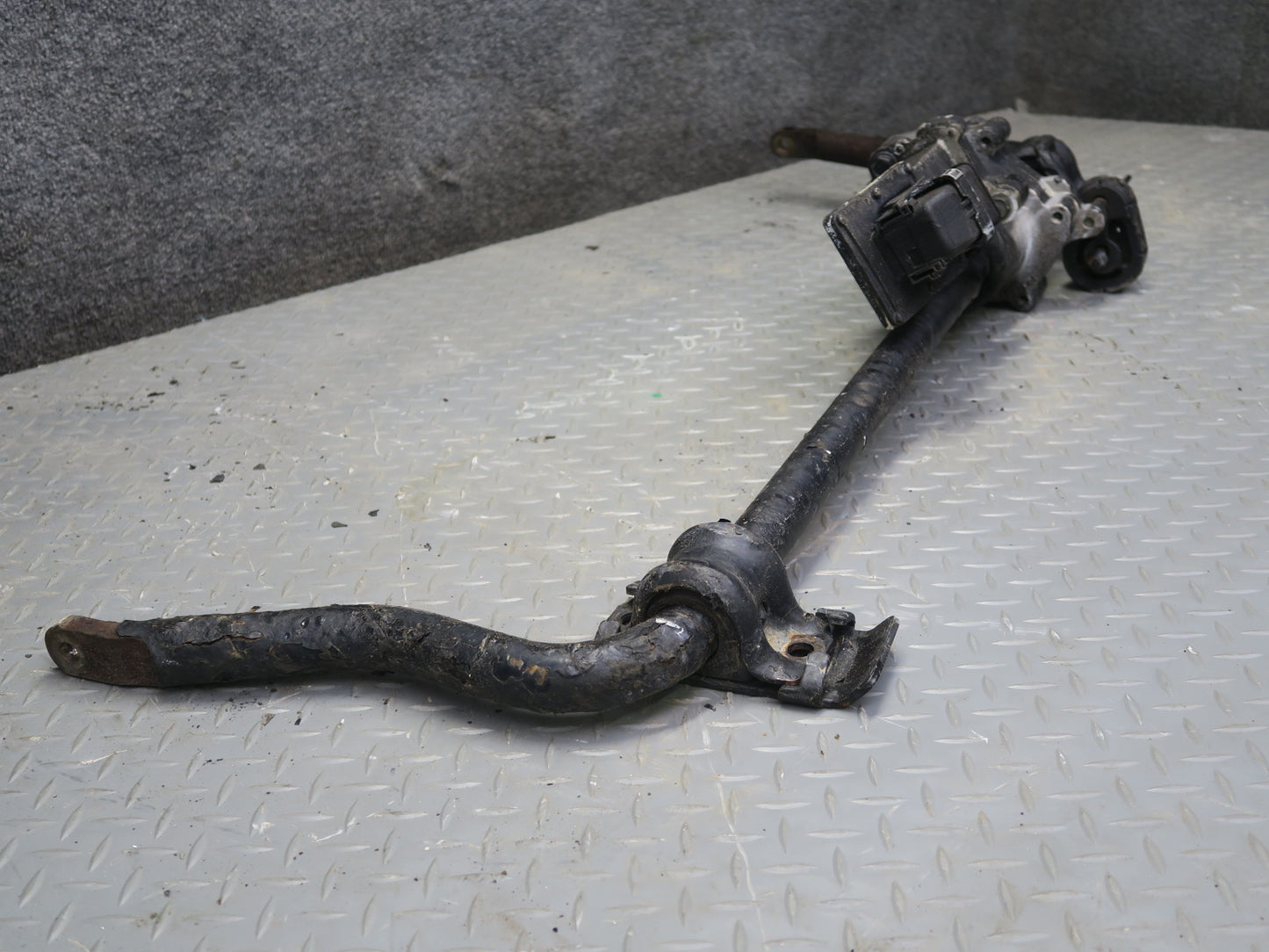 07-18 Jeep Wrangler JK 4x4 3.8L & 3.6L Front Active Stabilizer Sway Bar OEM
