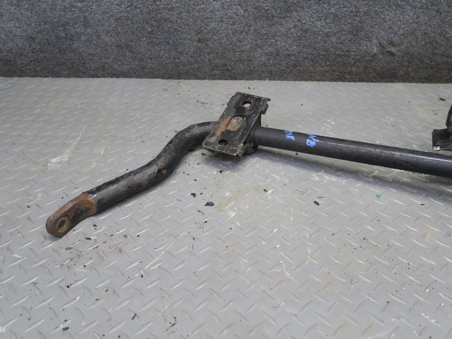 07-18 Jeep Wrangler JK 4x4 3.8L & 3.6L Front Active Stabilizer Sway Bar OEM