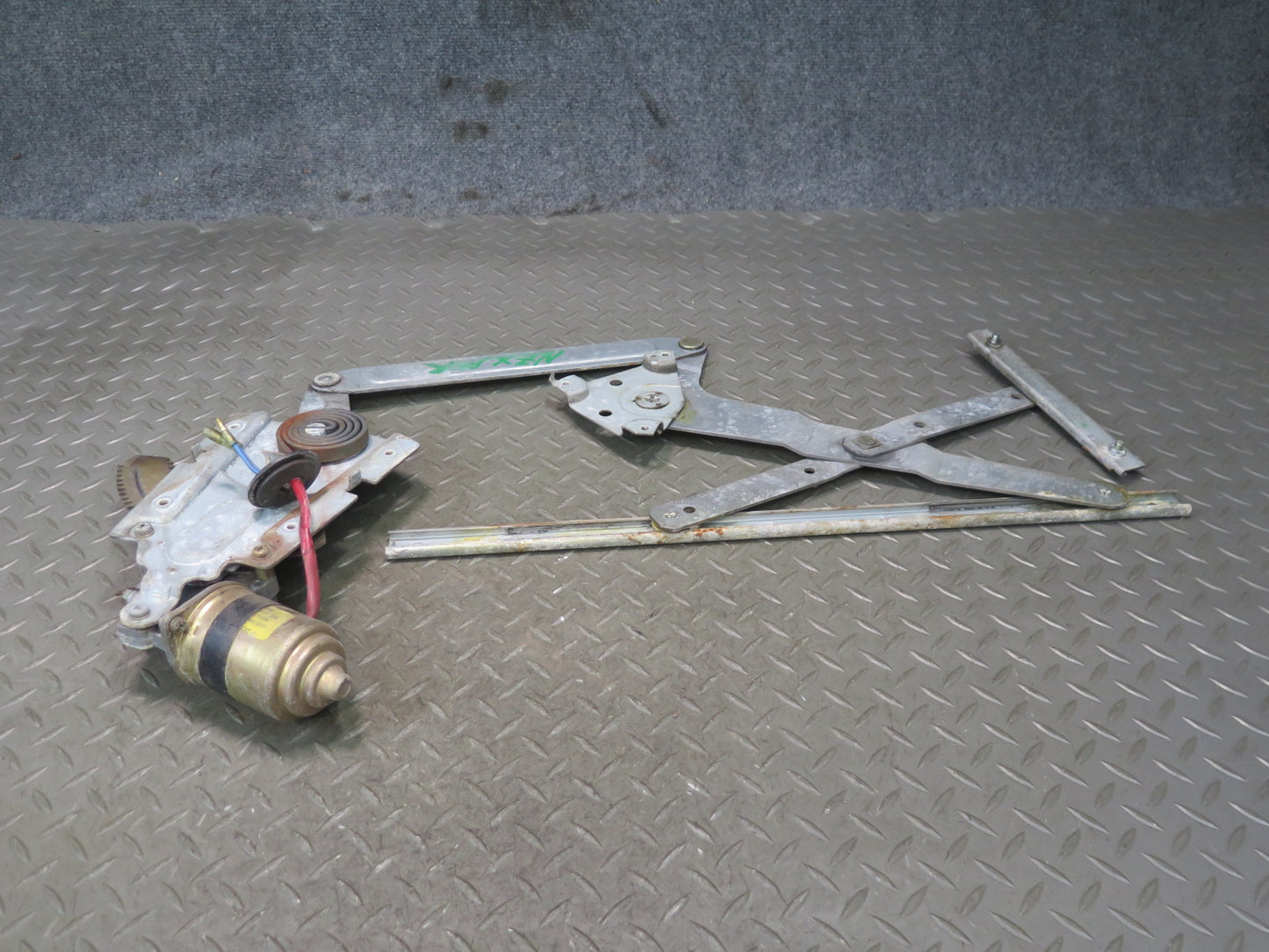 79-83 Datsun Nissan S130 280ZX 2+2 Right Door Window Regulator w Motor OEM