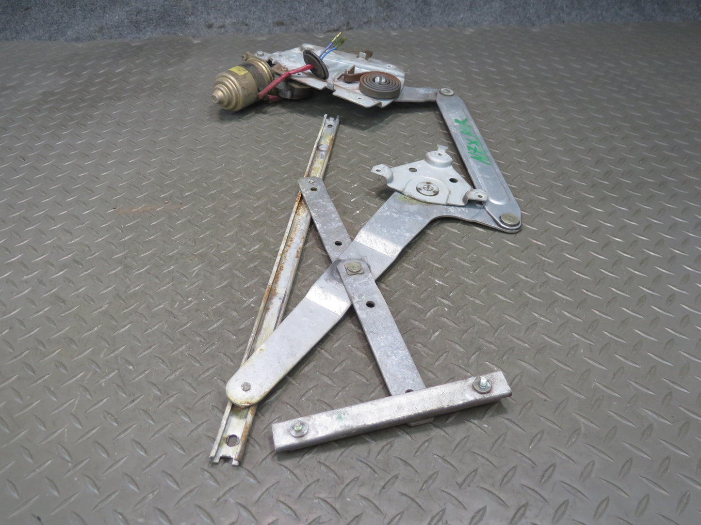 79-83 Datsun Nissan S130 280ZX 2+2 Right Door Window Regulator w Motor OEM