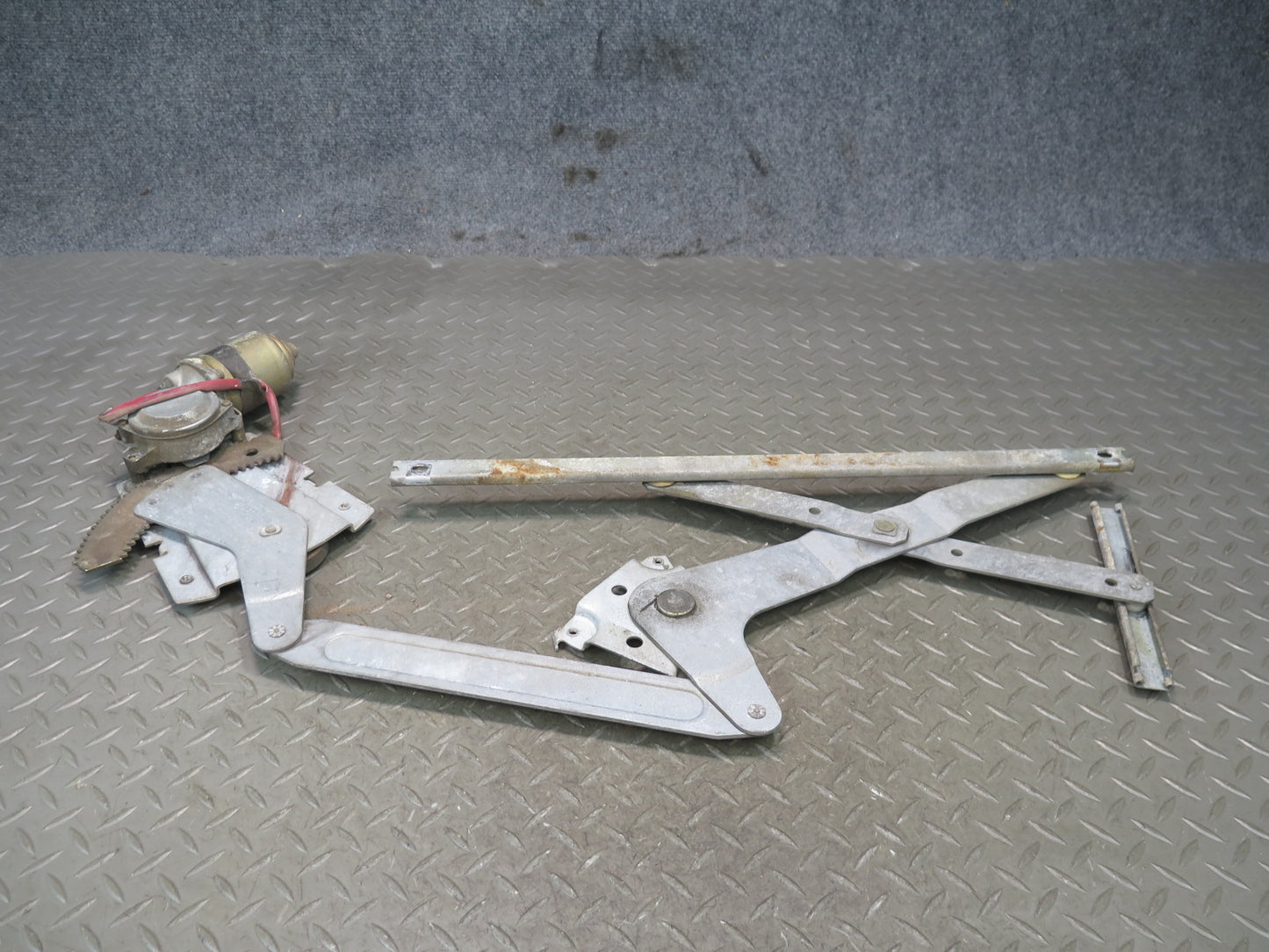 79-83 Datsun Nissan S130 280ZX 2+2 Right Door Window Regulator w Motor OEM