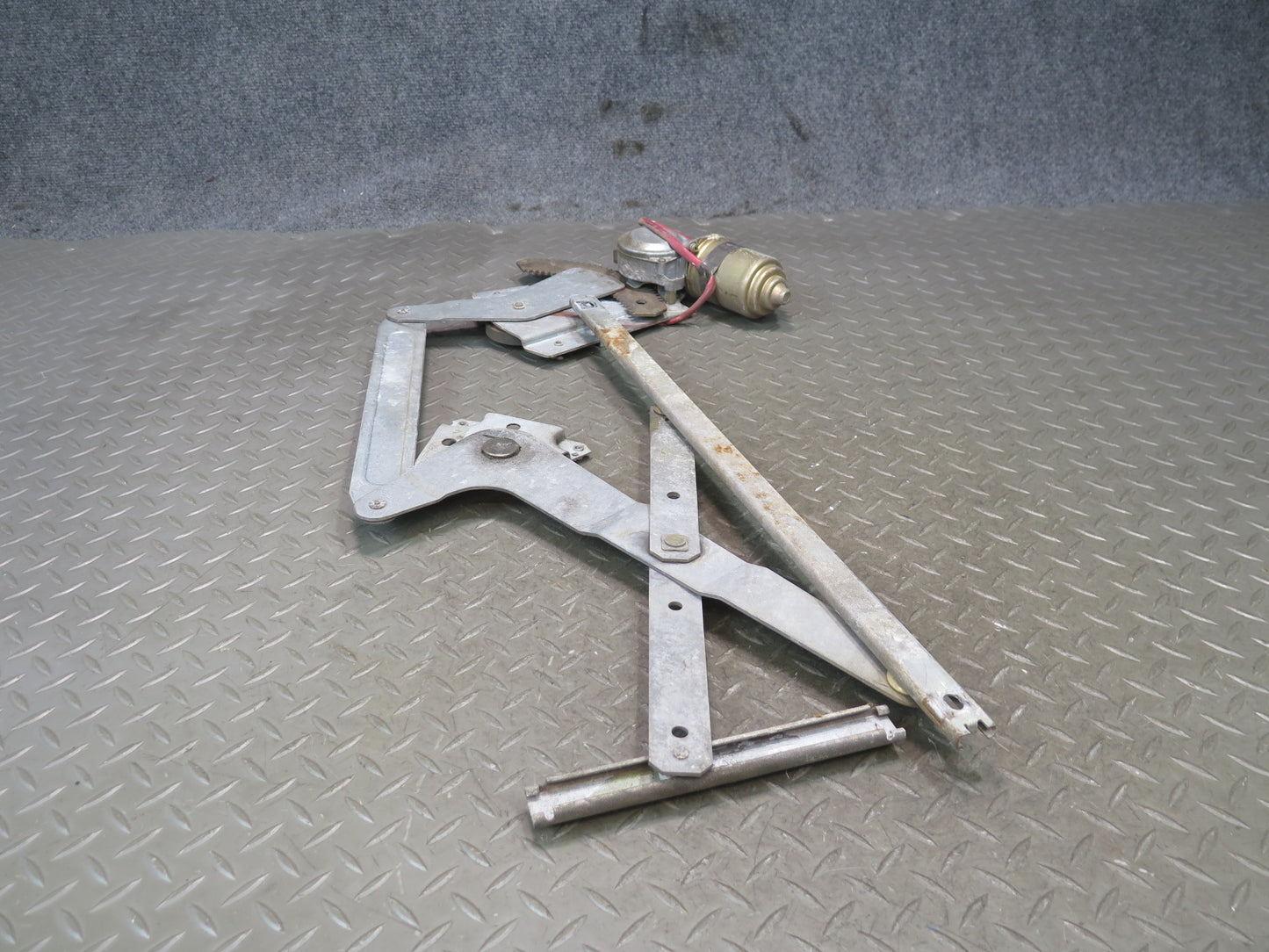 79-83 Datsun Nissan S130 280ZX 2+2 Right Door Window Regulator w Motor OEM