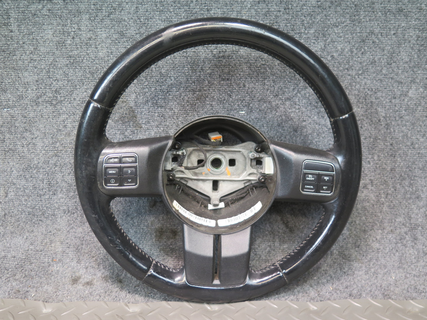 11-18 Jeep Wrangler JK Leather Steering Wheel w Shifters & Controls OEM