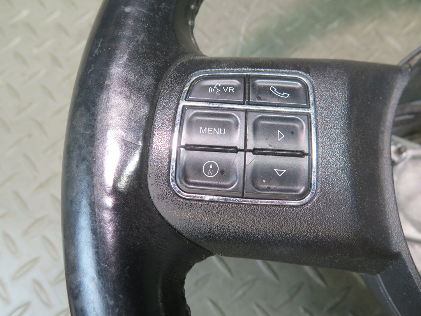 11-18 Jeep Wrangler JK Leather Steering Wheel w Shifters & Controls OEM