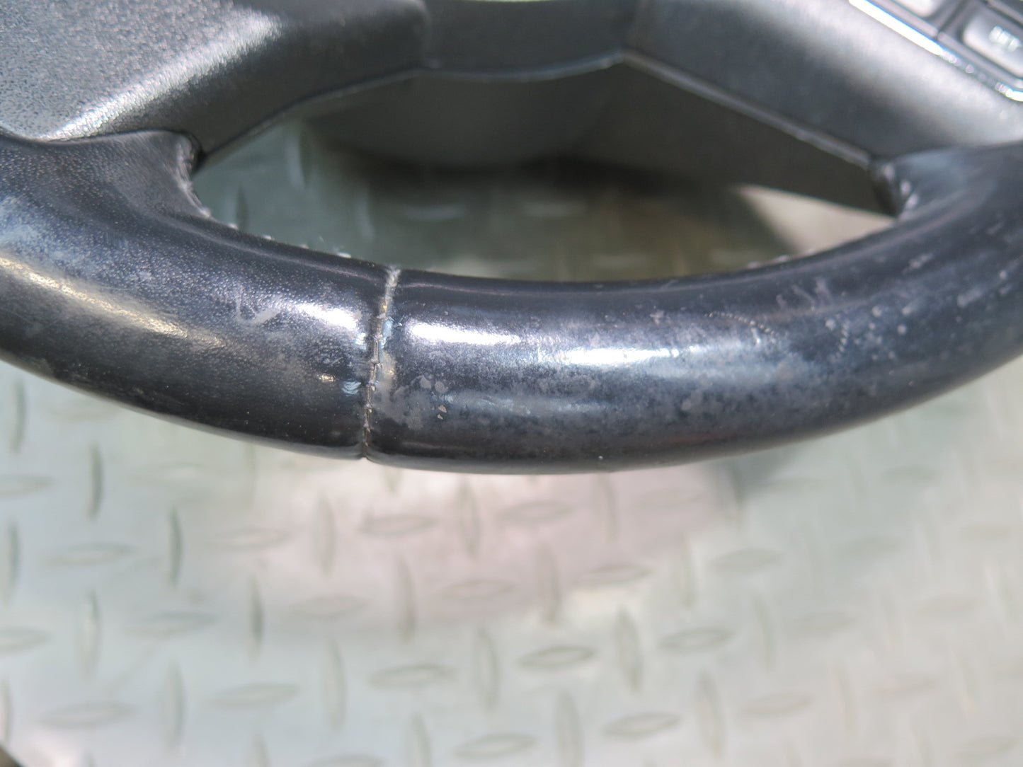 11-18 Jeep Wrangler JK Leather Steering Wheel w Shifters & Controls OEM