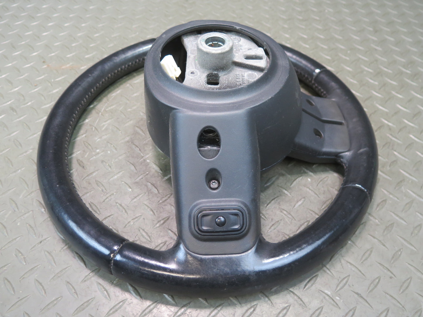 11-18 Jeep Wrangler JK Leather Steering Wheel w Shifters & Controls OEM