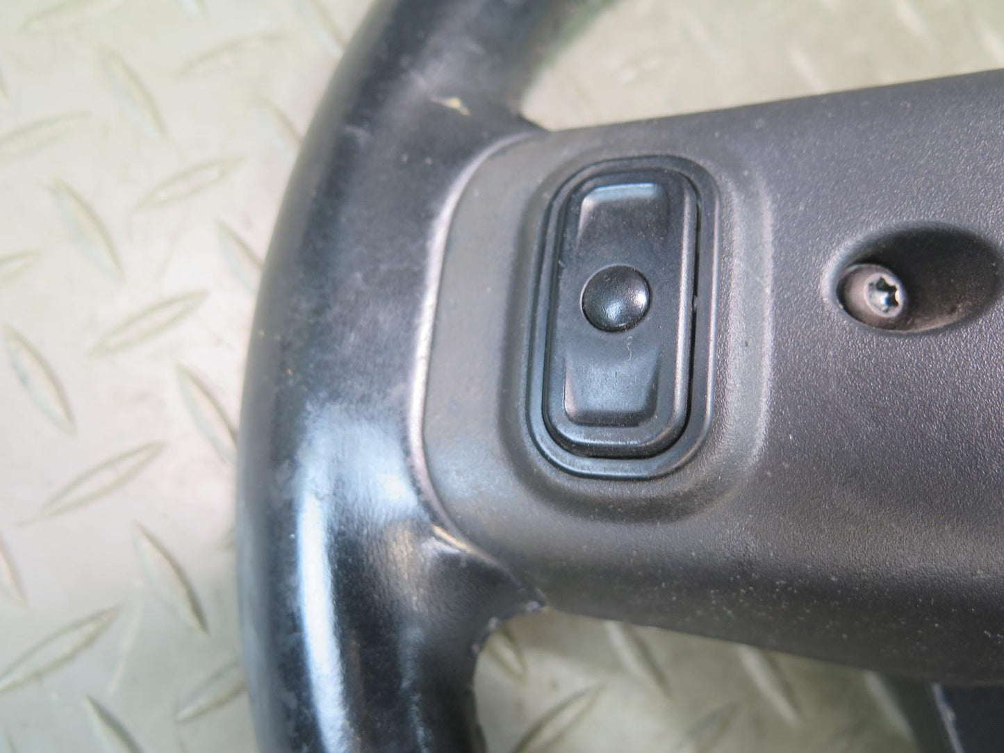 11-18 Jeep Wrangler JK Leather Steering Wheel w Shifters & Controls OEM