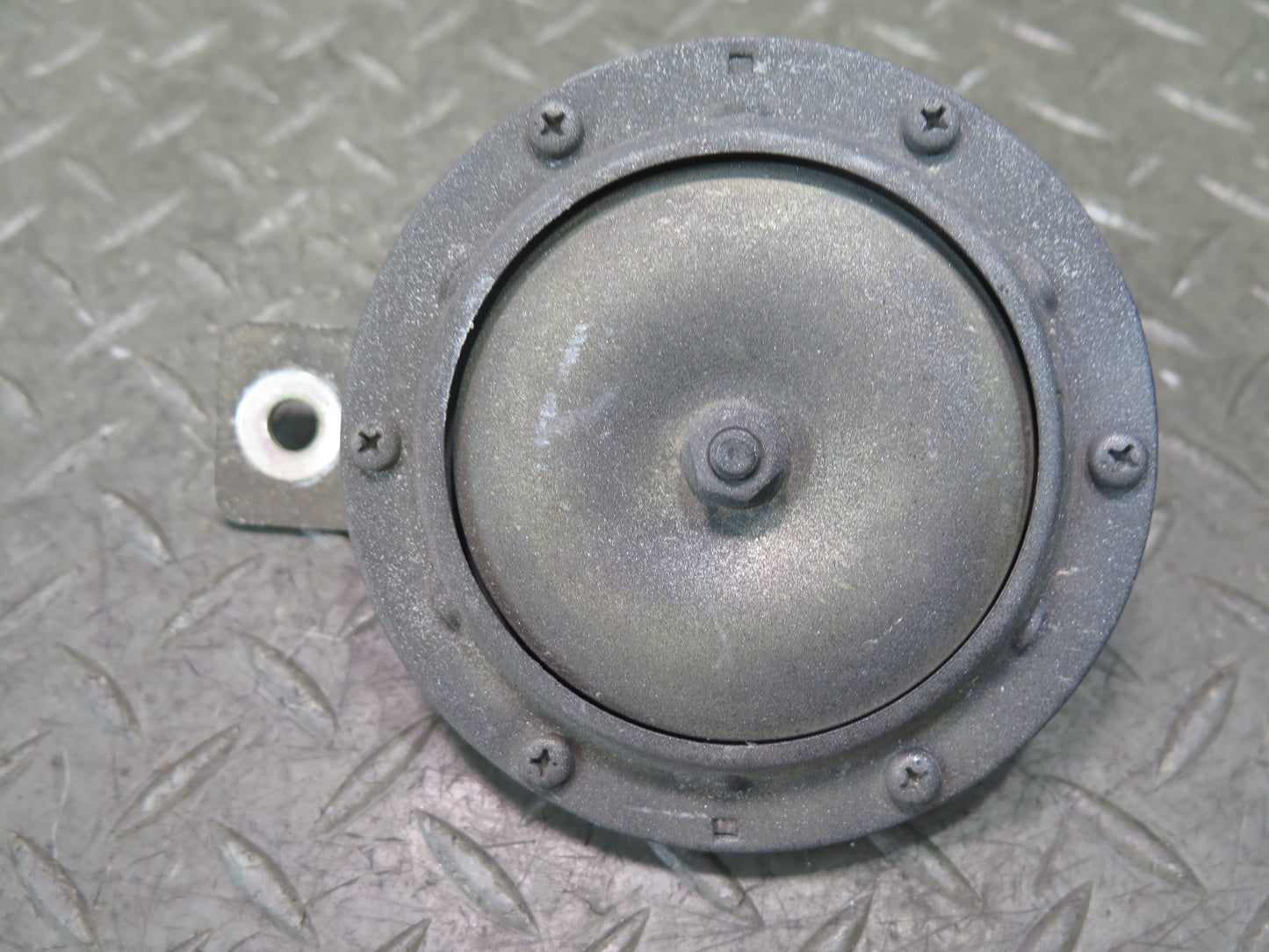 79-83 Datsun Nissan 280ZX S130 High & Low Tone Note Pitch Horn Signal Set OEM