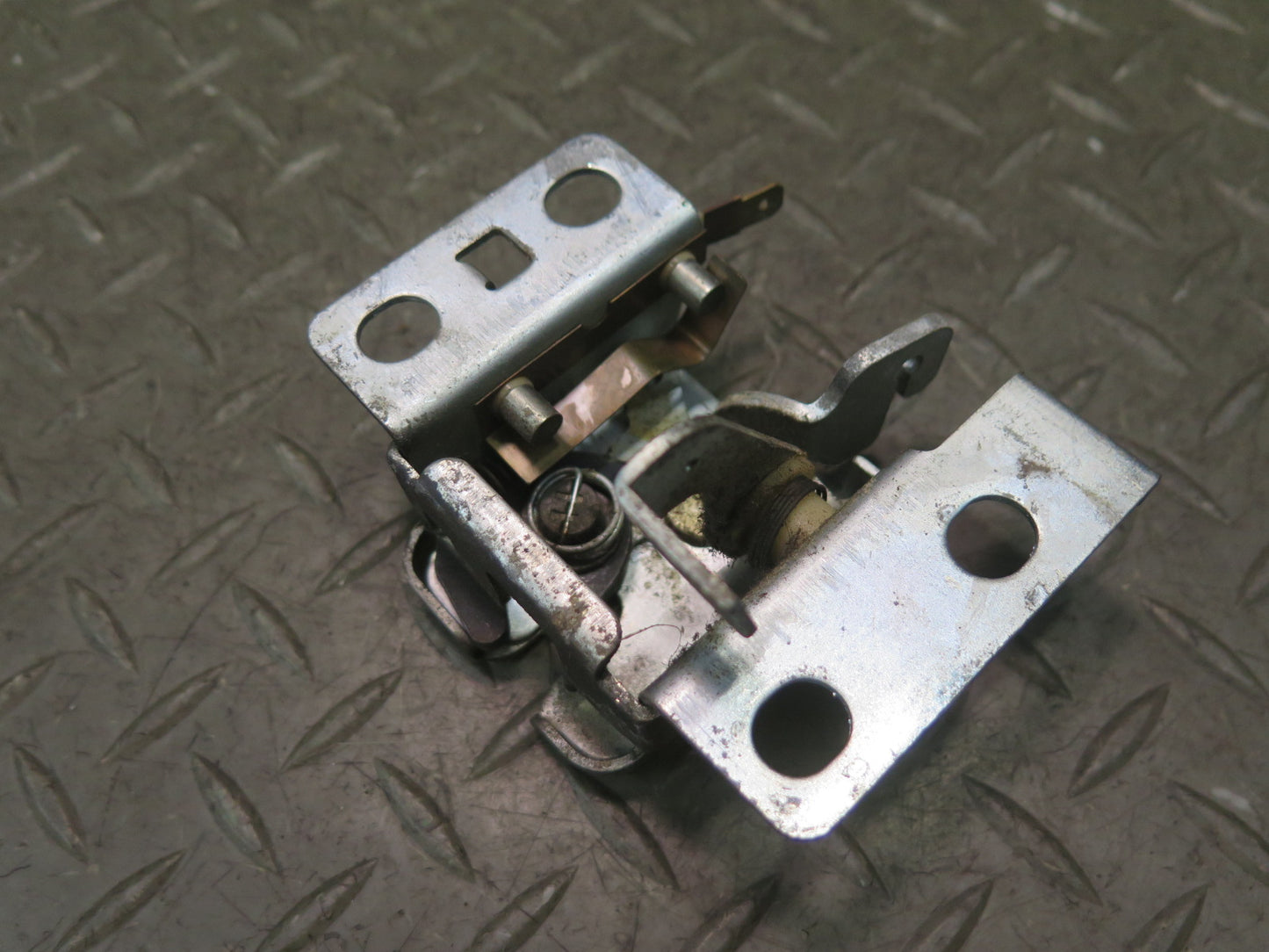 79-83 Datsun 280ZX S130 Rear Hatch Trunk Lid Lock Latch OEM